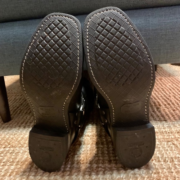 Frye Black Harness 8R Mens Square Toe Boot - Size 9M - Picture 5 of 6